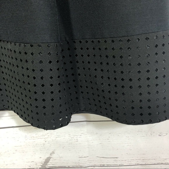 J CREW Sleeveless Perforated Fit & Flare Cocktail Dress in Black- Size 2 - Picture 6 of 13